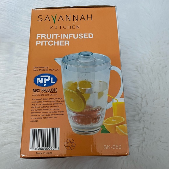 NEW in Box-Savannah Kitchen Fruit-Infused Pitcher - Picture 3 of 3